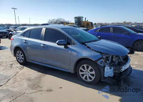 2021 Toyota Corolla Le z USA, uszkodzony, nr VIN 5YFEPMAE4MP241932